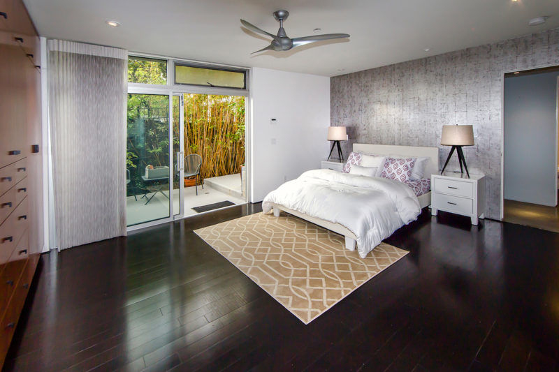 235 Ocean Park Blvd #3 18