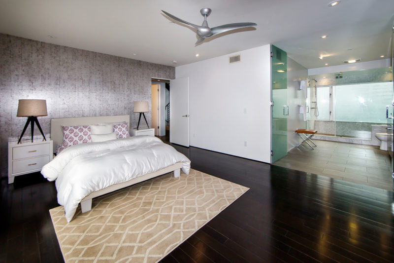 235 Ocean Park Blvd #3 19