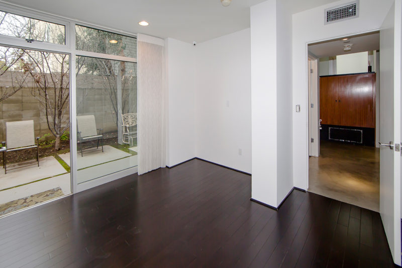 235 Ocean Park Blvd #3 31