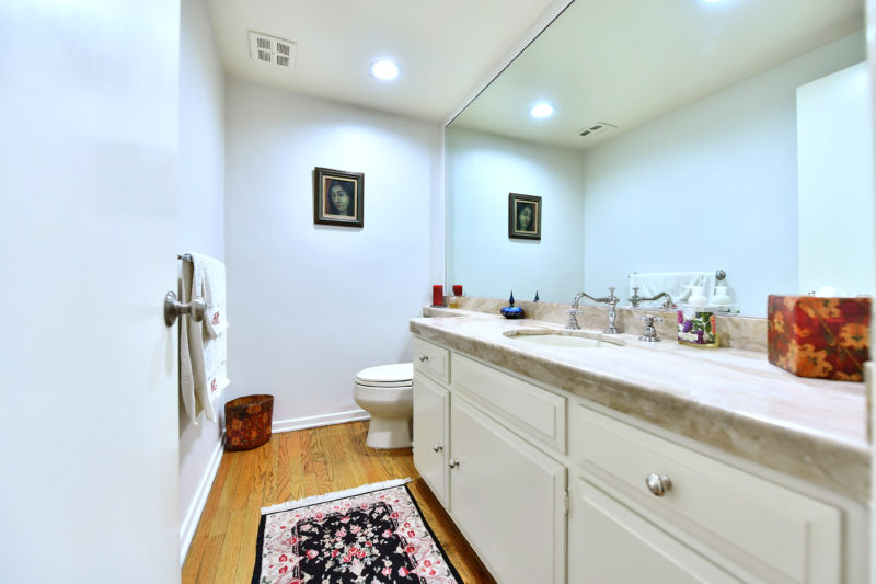 2765 Casiano Rd 33