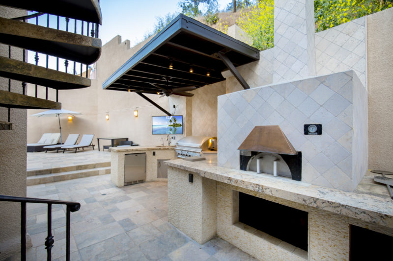 3500-Dixie-Canyon-Pl-10