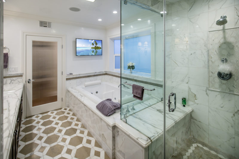 3500-Dixie-Canyon-Pl-38