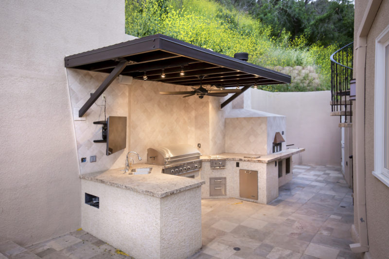 3500-Dixie-Canyon-Pl-44