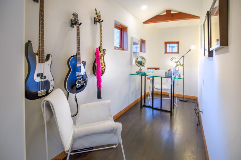 2227 Fern Dell-18