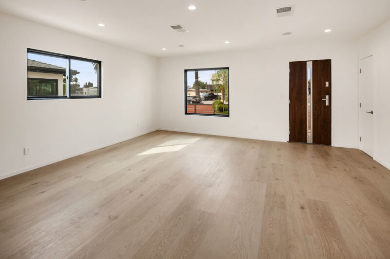 12454 Rubens Ave 7