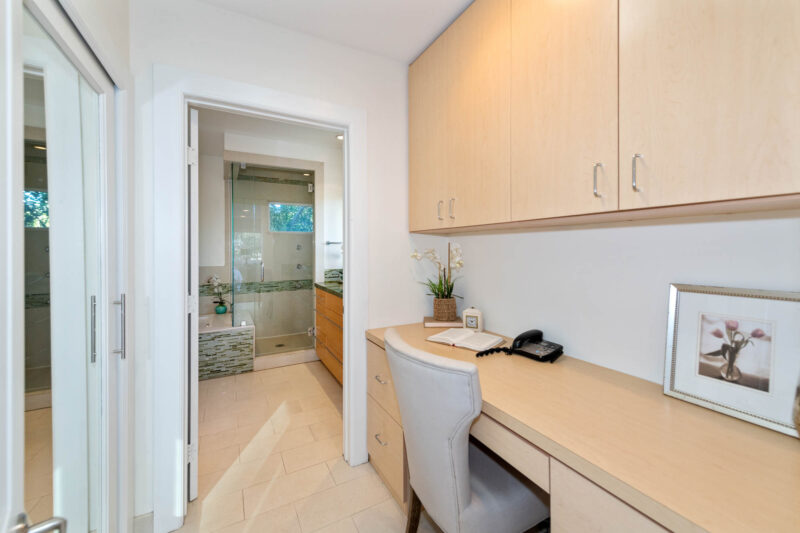 948 Thayer Ave 13