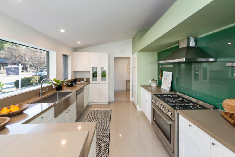 20213 Oxnard St (7)