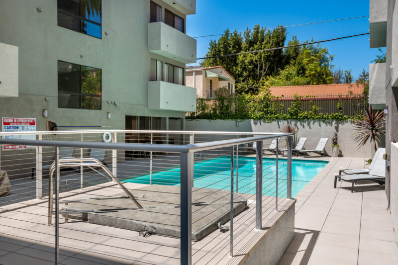 12115 San Vicente 112 22