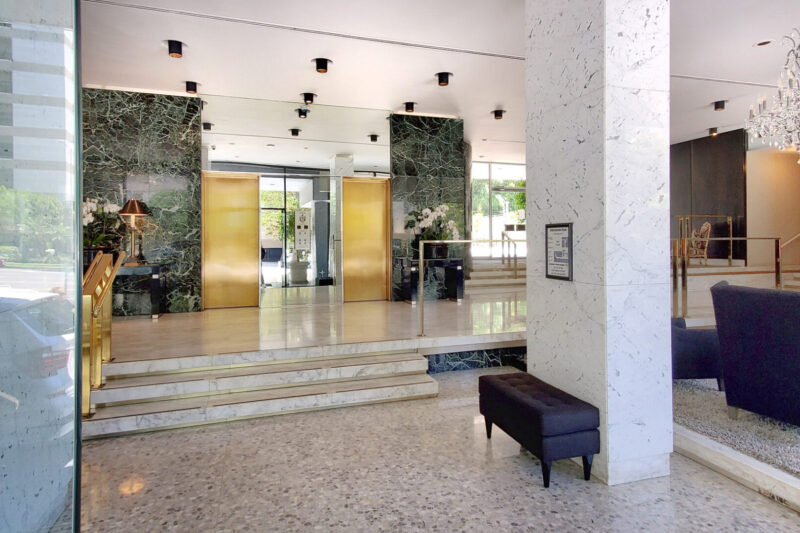 10450 Wilshire 11G 26