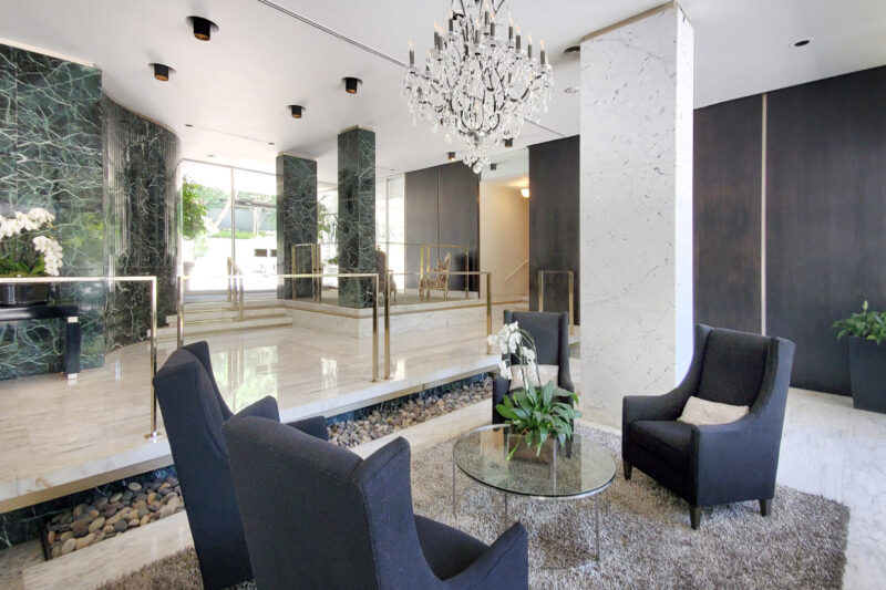 10450 Wilshire 11G 27