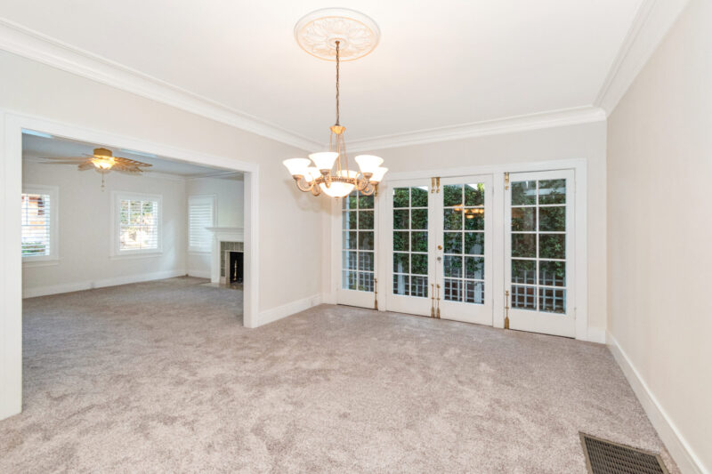 1445 N Genesee Ave 12