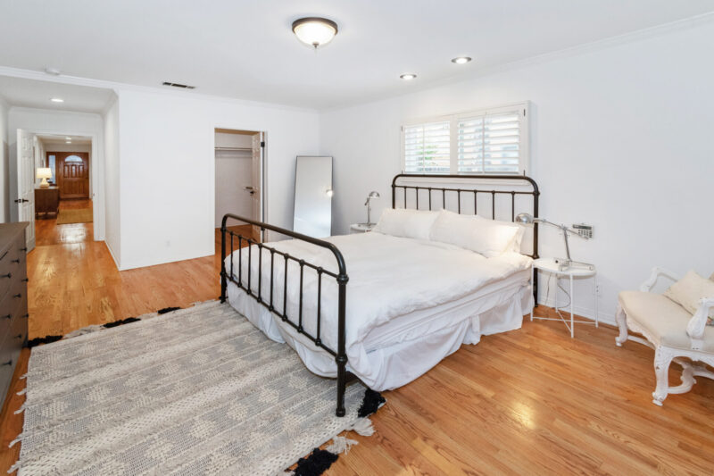 26 N Martel Ave 13