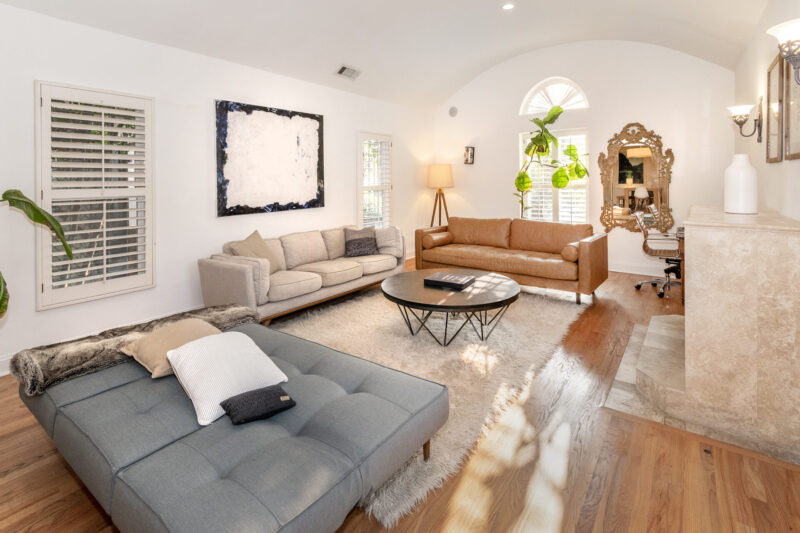 26 N Martel Ave 4