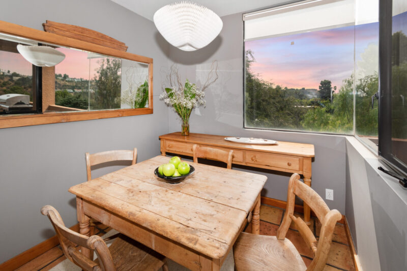 2811 La Cuesta Dr 15