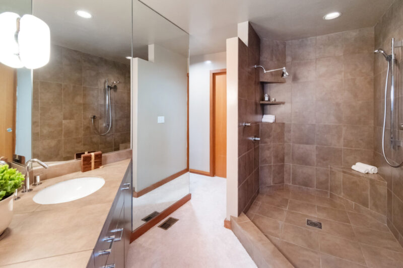 2811 La Cuesta Dr 22