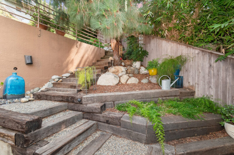 2811 La Cuesta Dr 32
