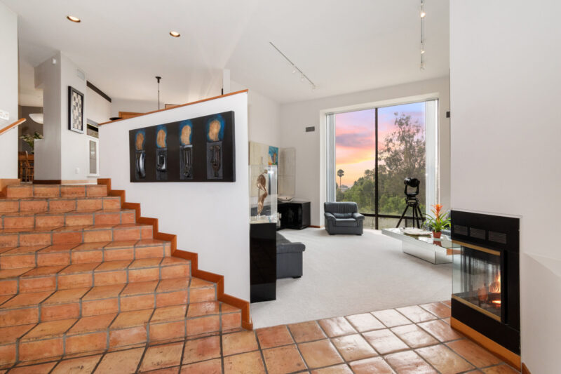 2811 La Cuesta Dr 4