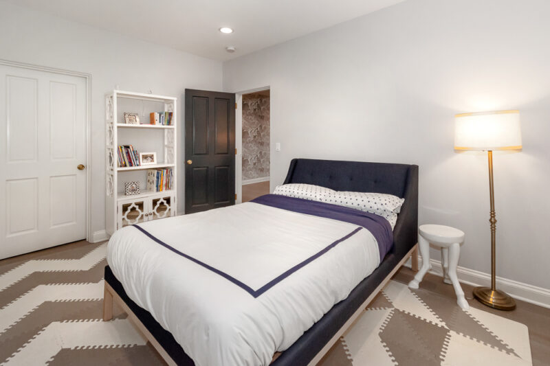 507 12th St -54