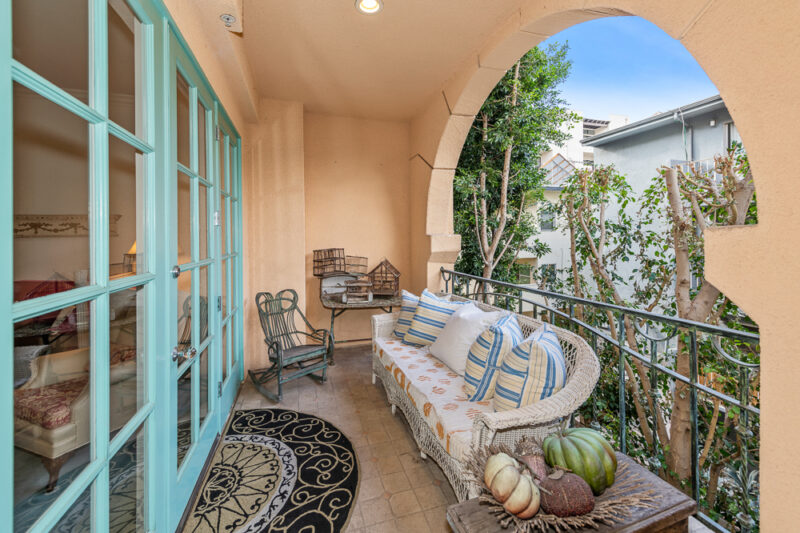 11500 San Vicente Blvd #216 29