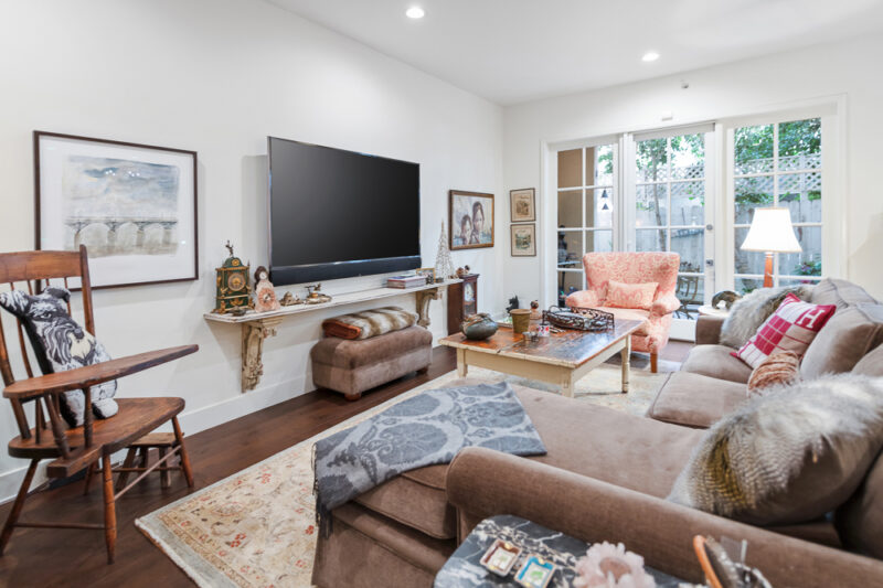 11500 San Vicente Blvd #216 4