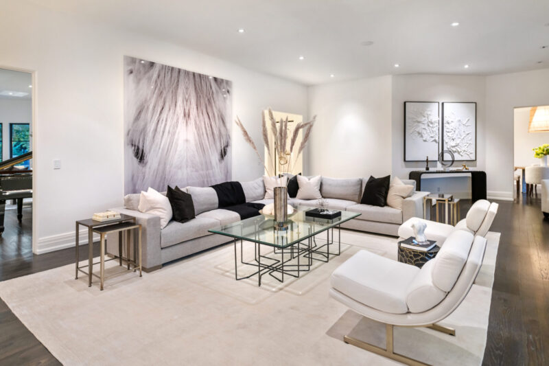 8 Oakmont Dr 19