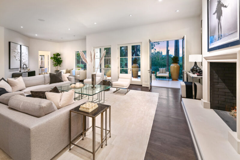 8 Oakmont Dr 20