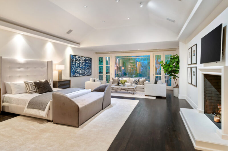 8 Oakmont Dr 38