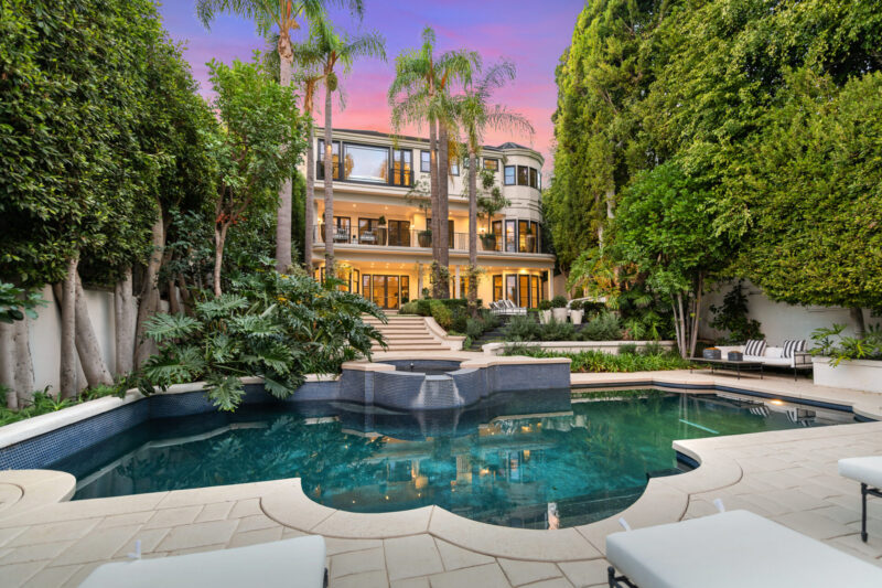 8 Oakmont Dr 5