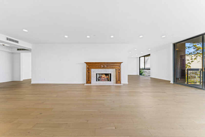 135 S McCarty Dr #302 (17 of 57)