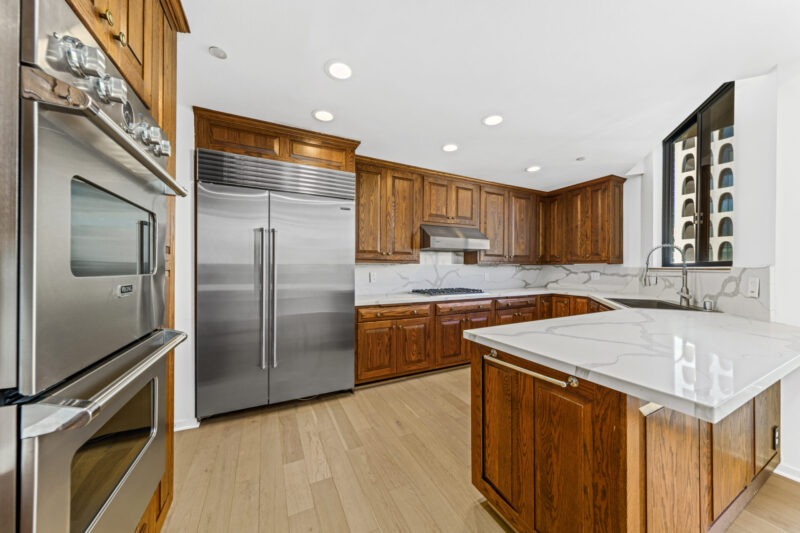 135 S McCarty Dr #302 (34 of 57)