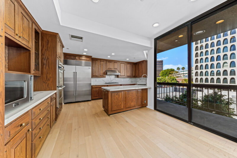 135 S McCarty Dr #302 (40 of 57)