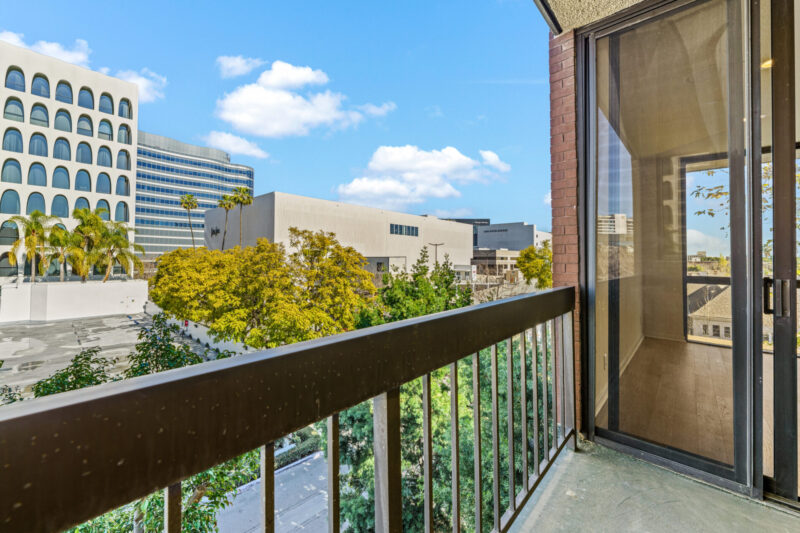 135 S McCarty Dr #302 (43 of 57)