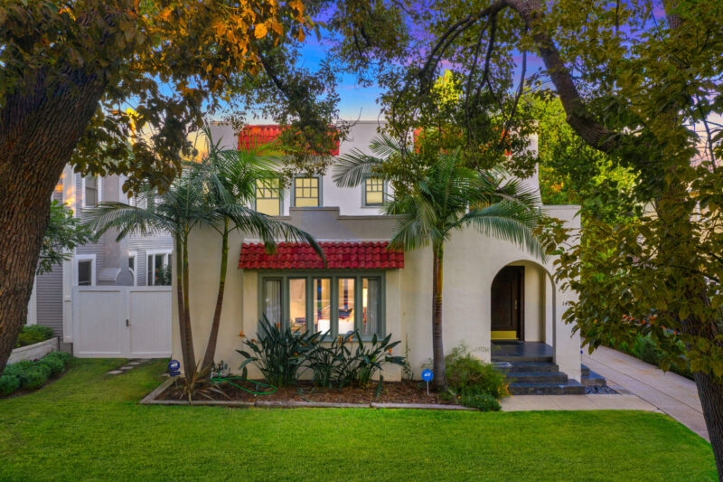 1408 N Genesee Ave (2 of 79)