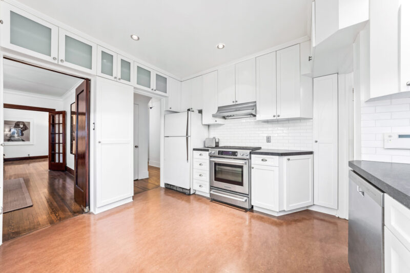 1408 N Genesee Ave (46 of 79)