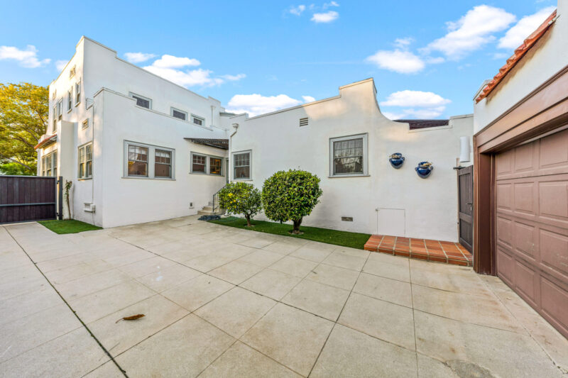1408 N Genesee Ave (55 of 79)