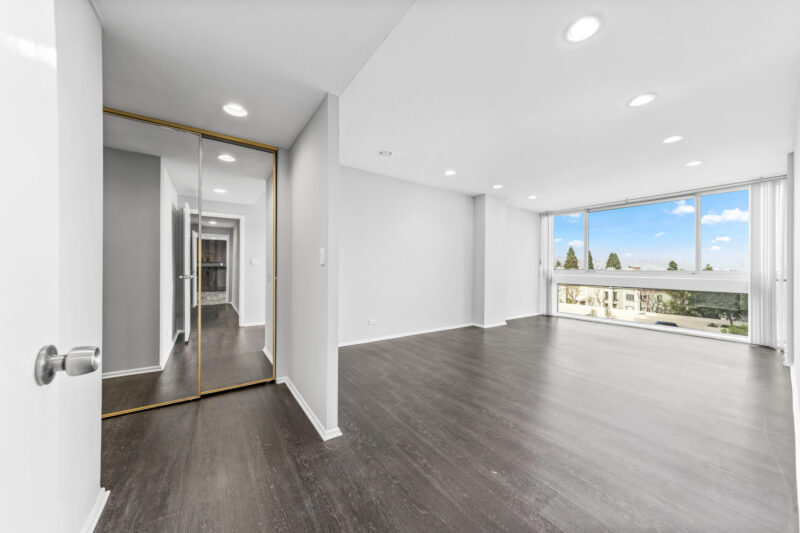 2220 Avenue Of The Stars UNIT 404W 10