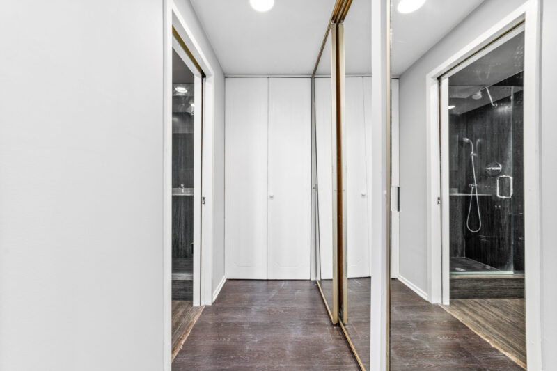 2220 Avenue Of The Stars UNIT 404W 11