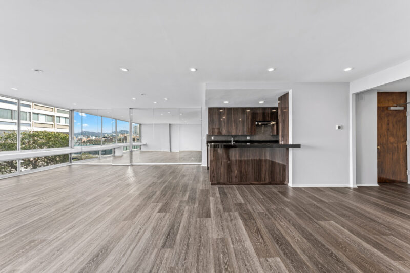 2220 Avenue Of The Stars UNIT 404W 3