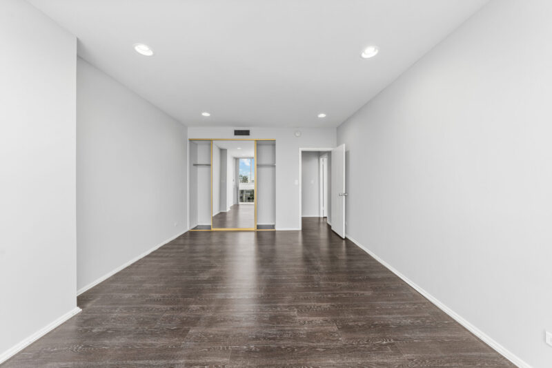 2220 Avenue Of The Stars UNIT 404W 9