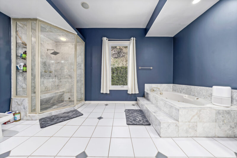 3516 Dixie Canyon Pl 13