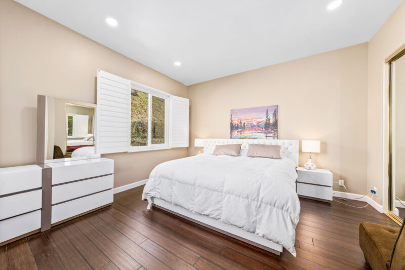 3516 Dixie Canyon Pl 14
