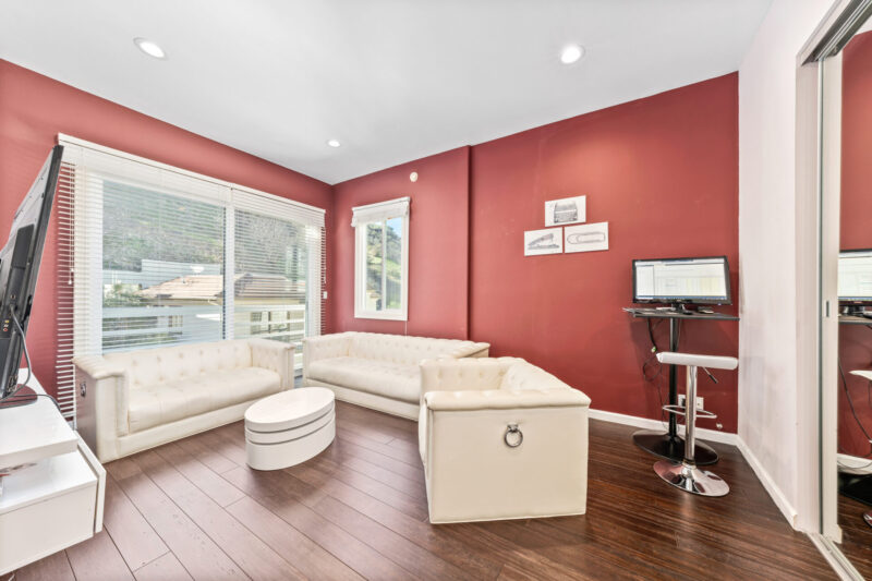 3516 Dixie Canyon Pl 16