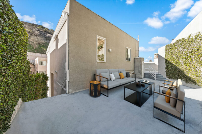 3516 Dixie Canyon Pl 17