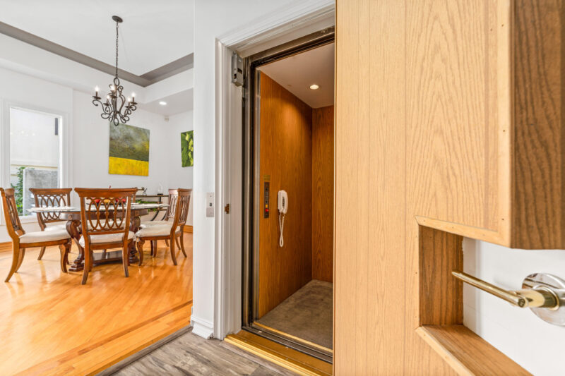 3516 Dixie Canyon Pl 9