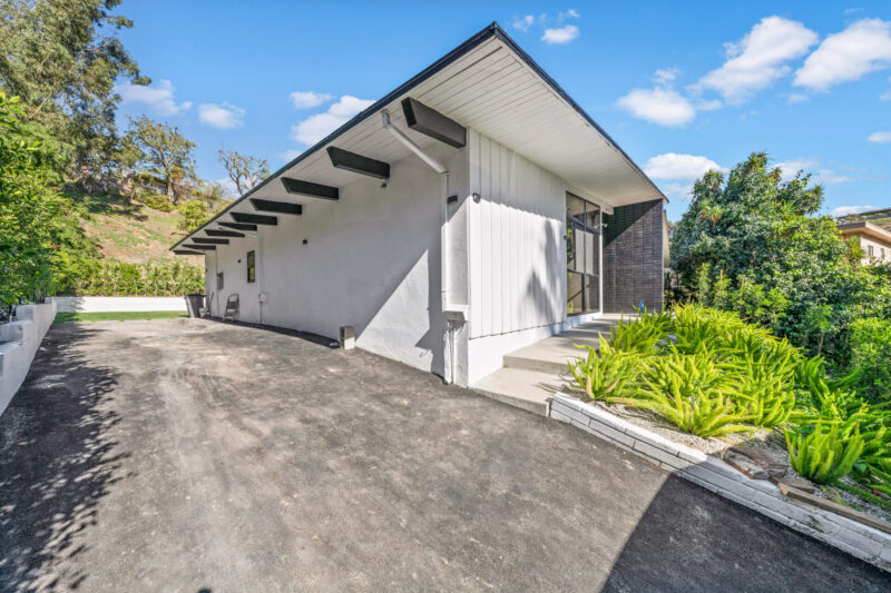 4611 Don Lorenzo Dr 37
