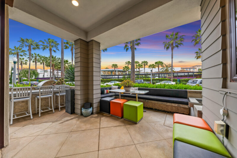 12831 W N Seaglass Cir 33