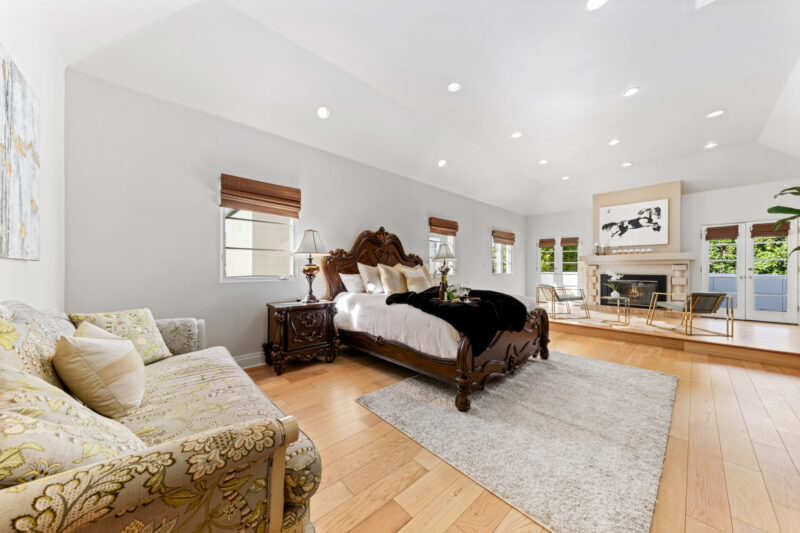 333 22nd St 62