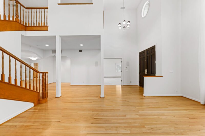 560 Euclid St 18