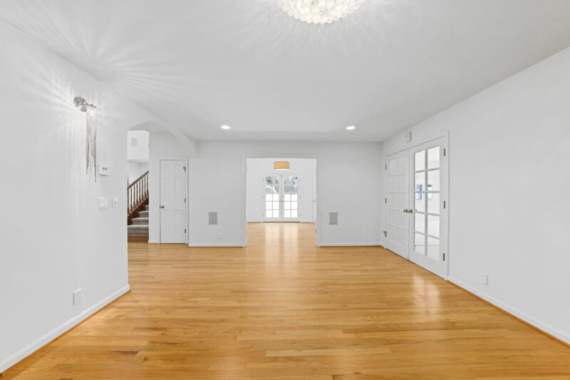 560 Euclid St 28