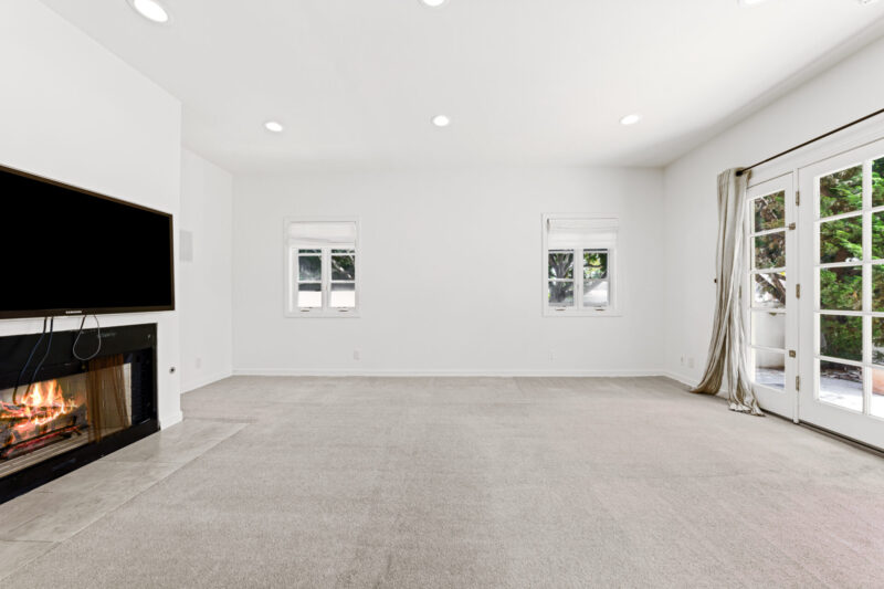 560 Euclid St 31